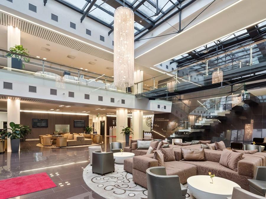 Ac Hotel By Marriott Bratislava Old Town Bagian luar foto