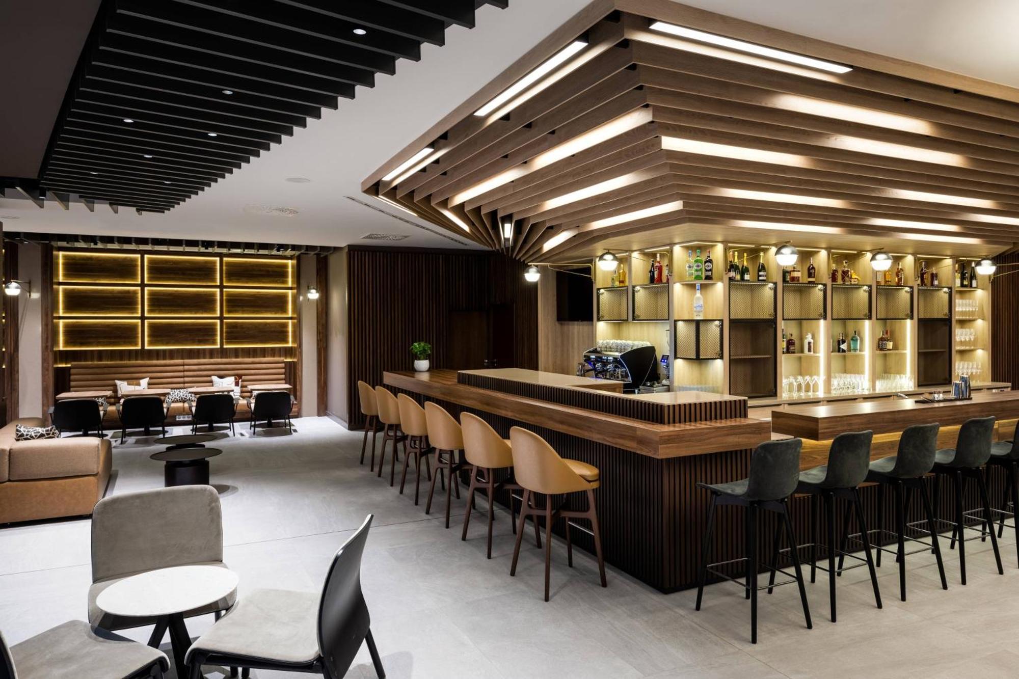 Ac Hotel By Marriott Bratislava Old Town Bagian luar foto