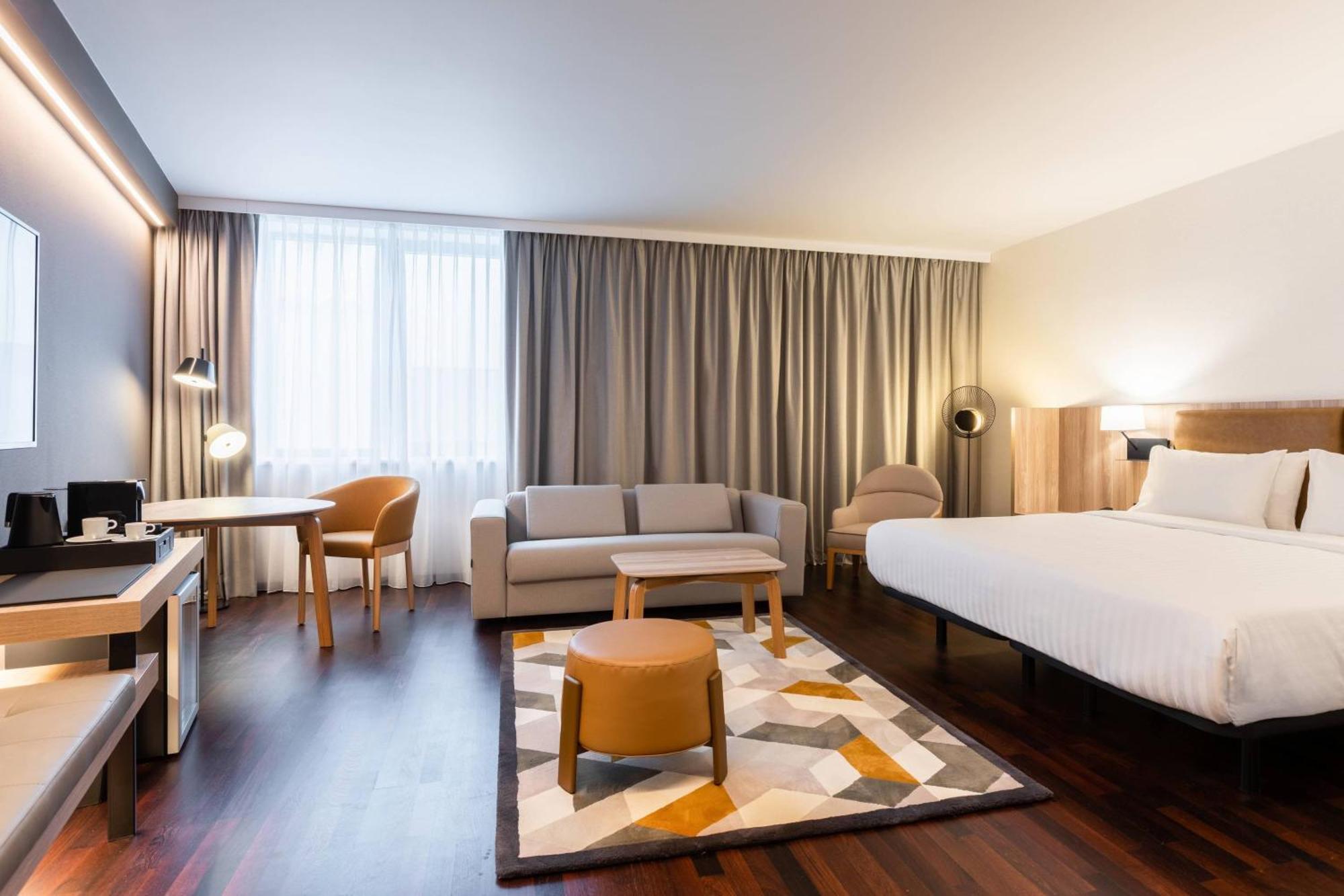 Ac Hotel By Marriott Bratislava Old Town Bagian luar foto