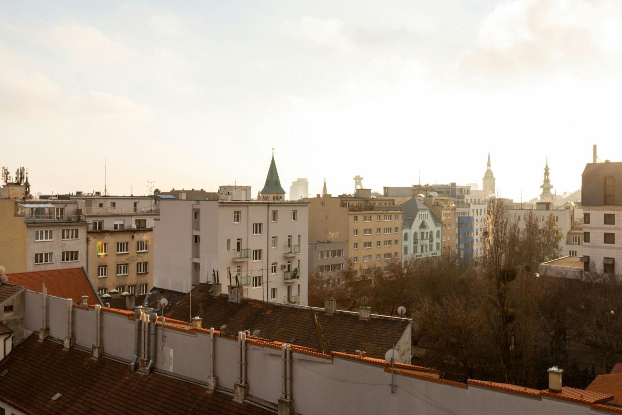 Ac Hotel By Marriott Bratislava Old Town Bagian luar foto
